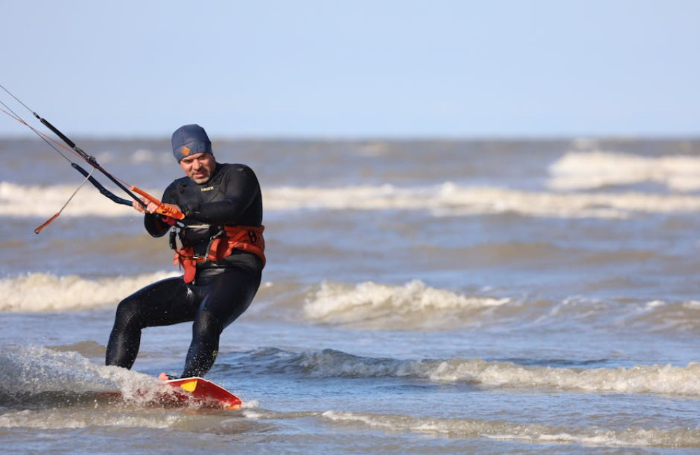 Kitesurfen op de zandmotor? Nederlands verborgen paradijs voor watersporters