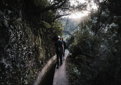 Kun je in december op Madeira nog wandelen langs de levada's en hoe warm is het dan?