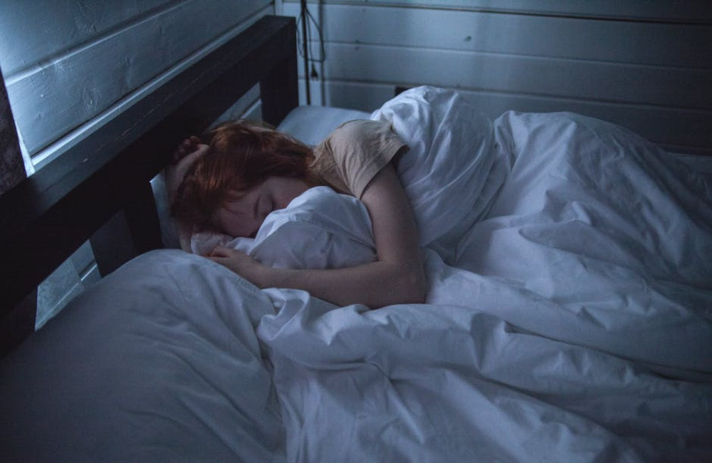 Waarom worden je dromen soms zo snel vergeten na het wakker worden?